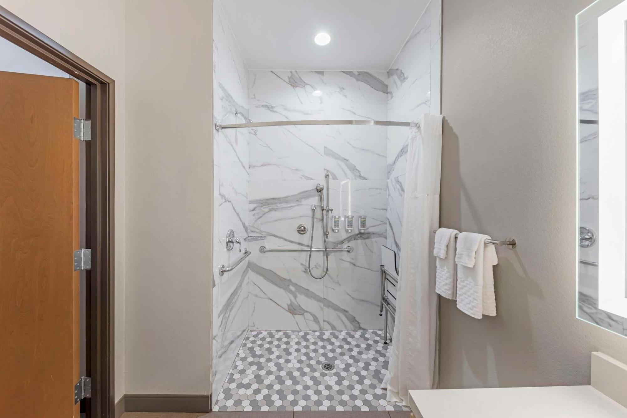 Best Western Plus Chickasha Inn Екстер'єр фото